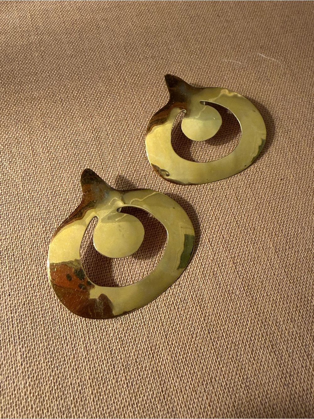 90s Sutton Hoo Carlton Ridge Brass Gold  Post Earrings